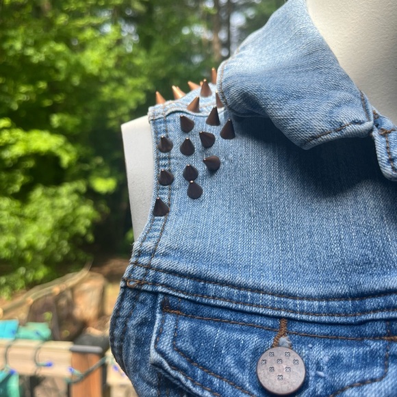 Studded jacket - Picture 3 of 9